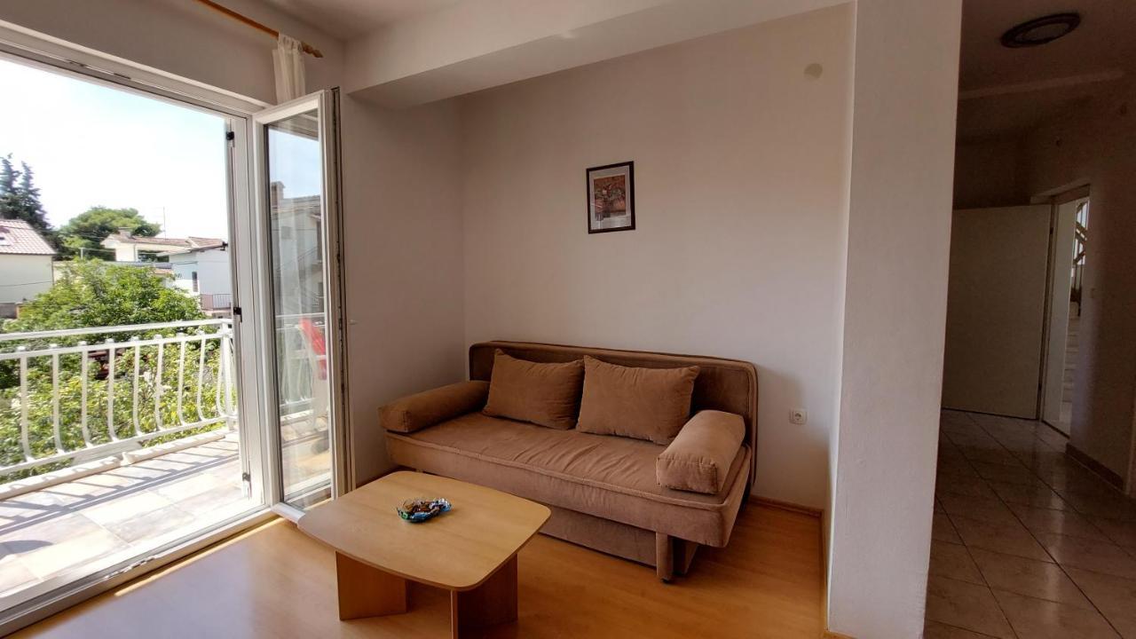 Apartments Gardijan Vodice Exterior foto